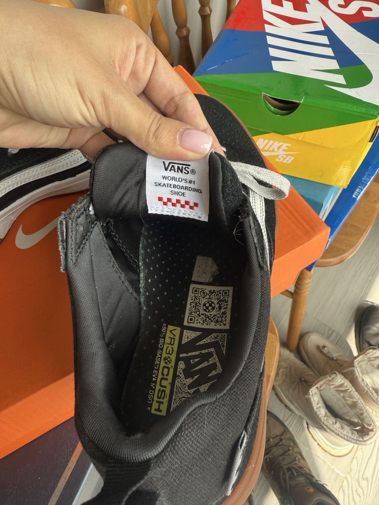 Продам кеды Vans (оригинал) б/у