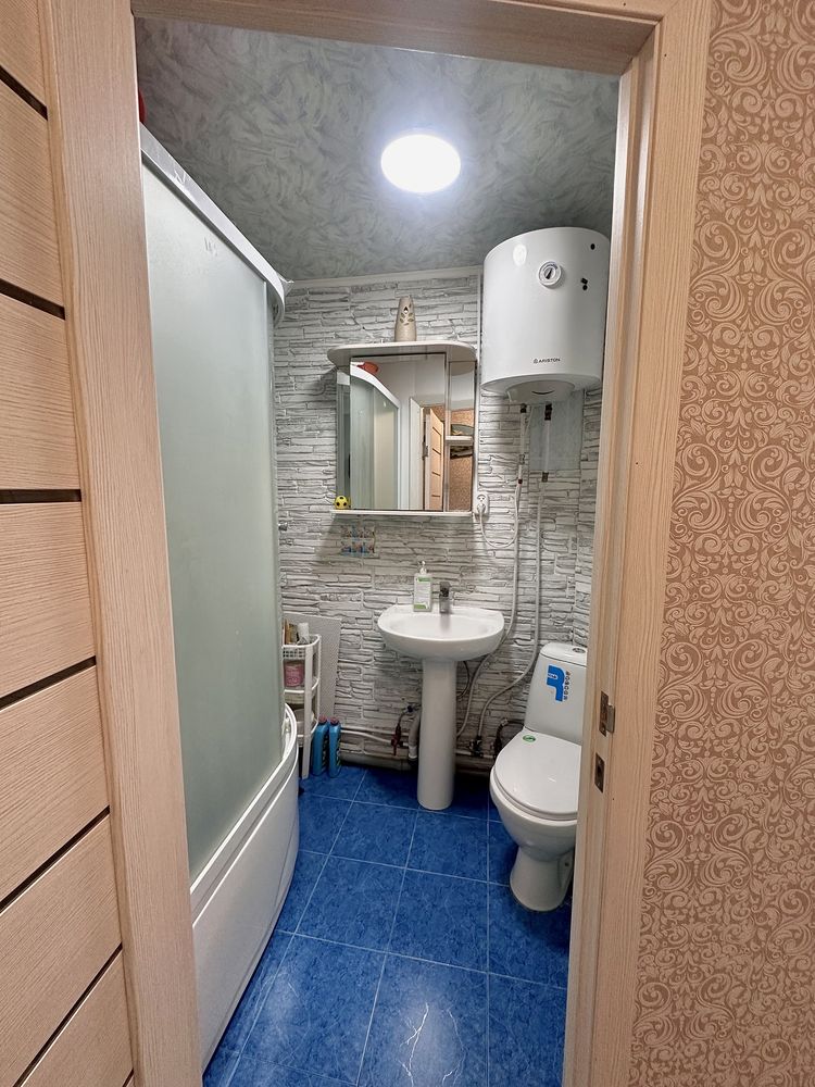 Продам 3-х комнатную квартиру в Заречном + гараж