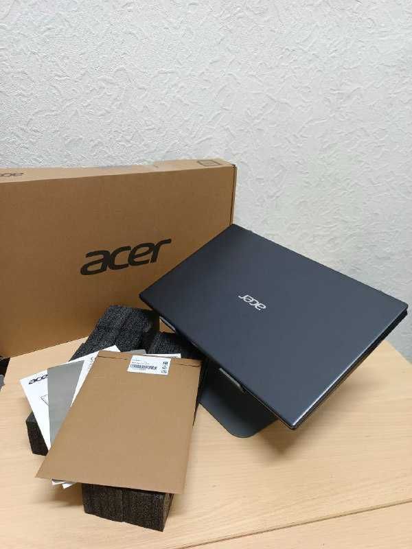 Acer Extensa 15 ноутбук с коробкой в хорошем состоянии 2024г