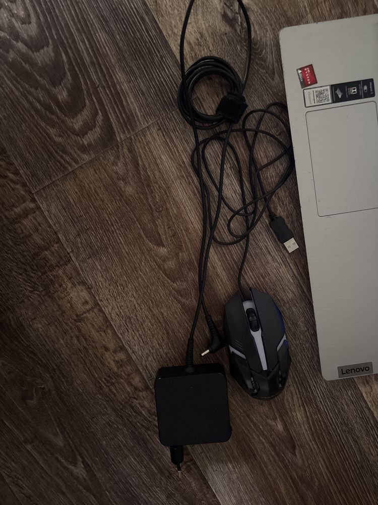 Ноутбук Lenova IdeaPad 3