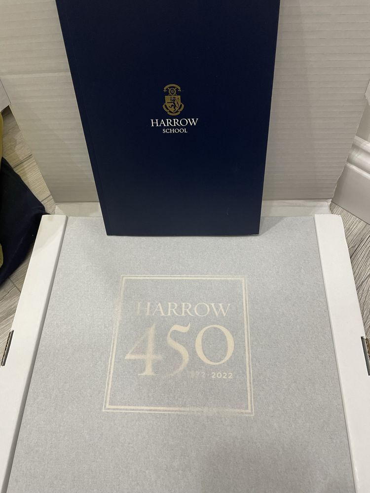 Продам книгу от Harrow school