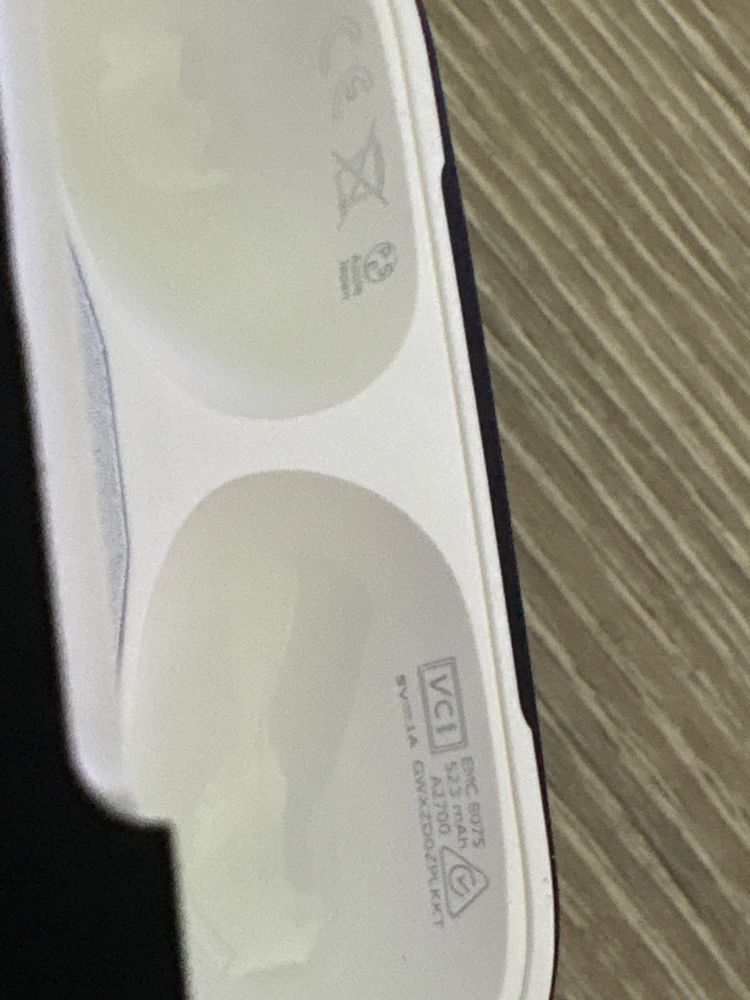 Продам AirPods Pro