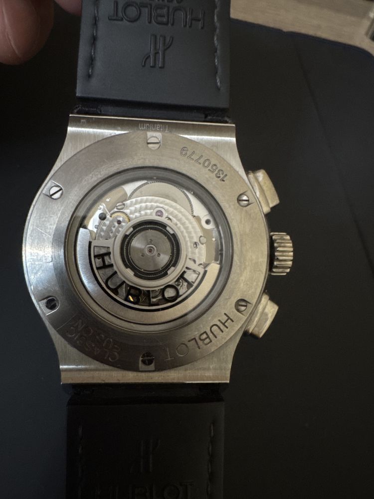 Наручные часы HUBLOT classic fusion chronograph 45mm