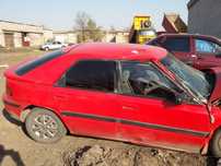 Mazda 323.В аварийном состоянии (на разбор)