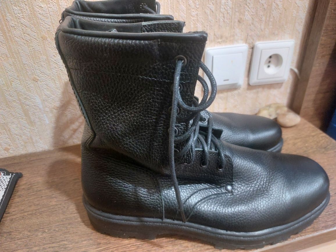 Продам берцы, летние