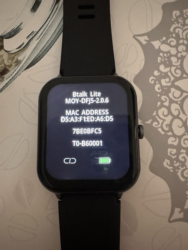 Продам смарт часы новые
