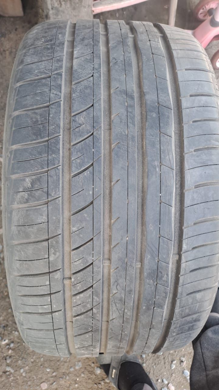 Продам шины 245/35/19 275/30/19