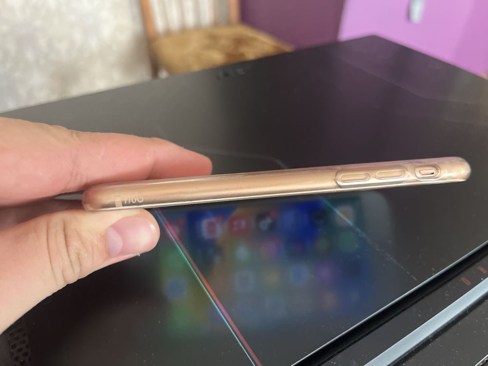 iPhone 8 Gold, 64 GB