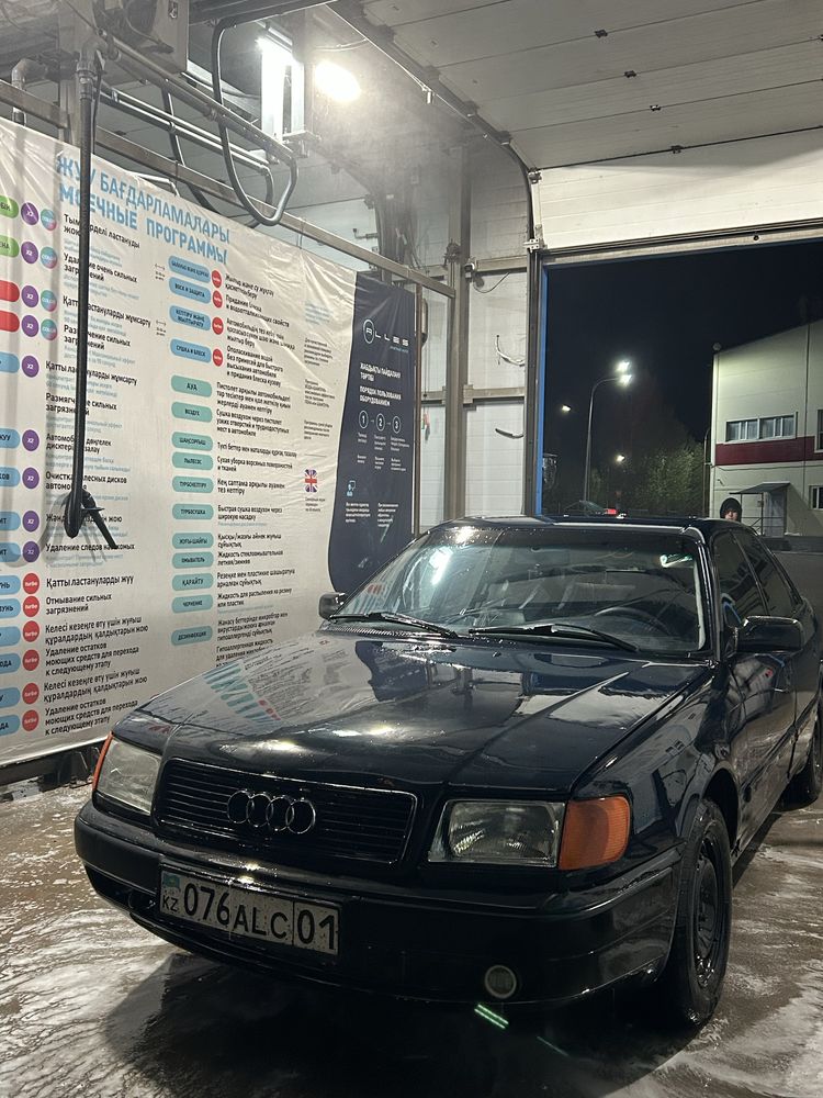 ауди 100 с4. 2 л моно.