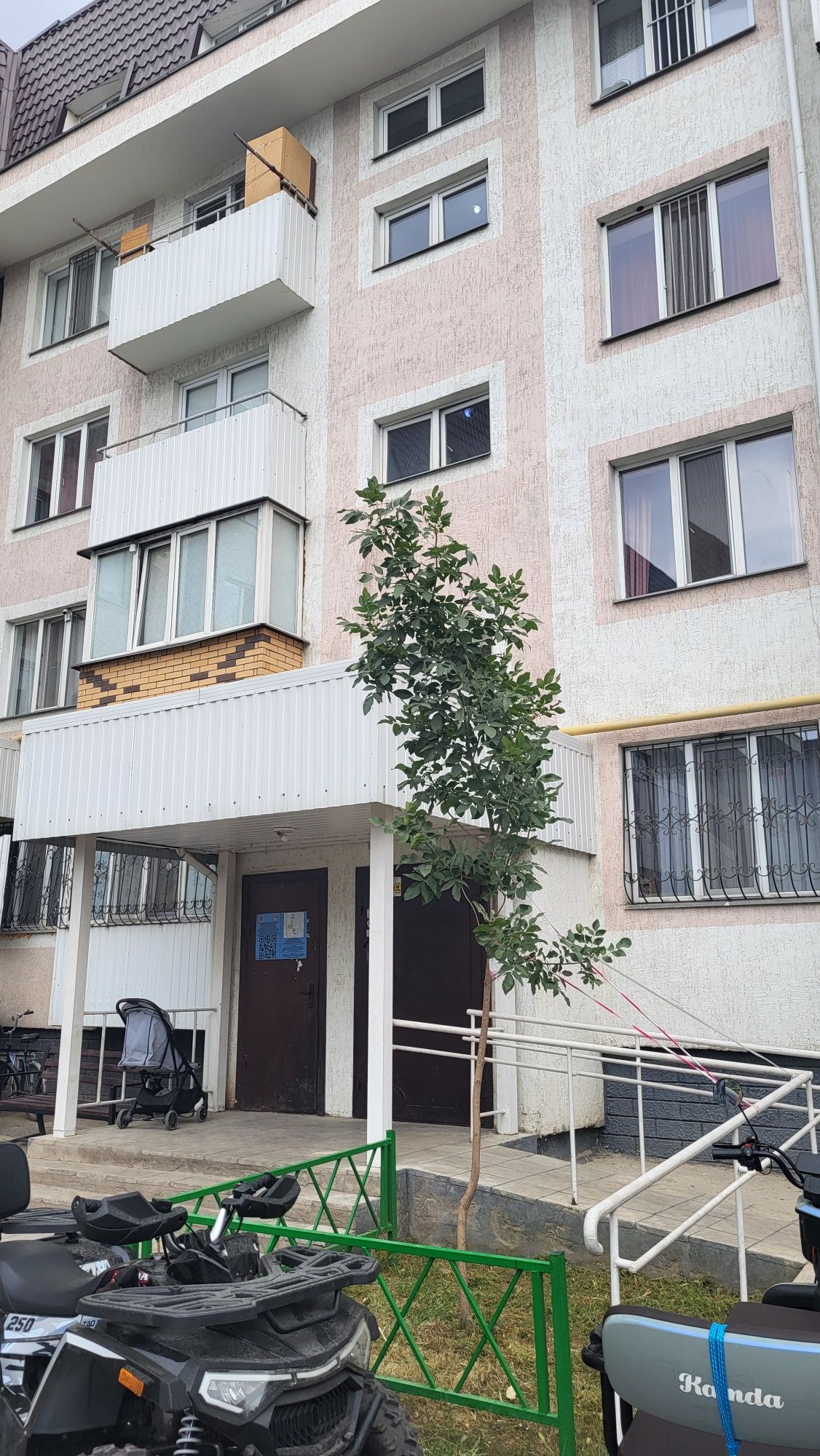 Продам 1ком квартиру в районе Саялы 2 .1 этаж,