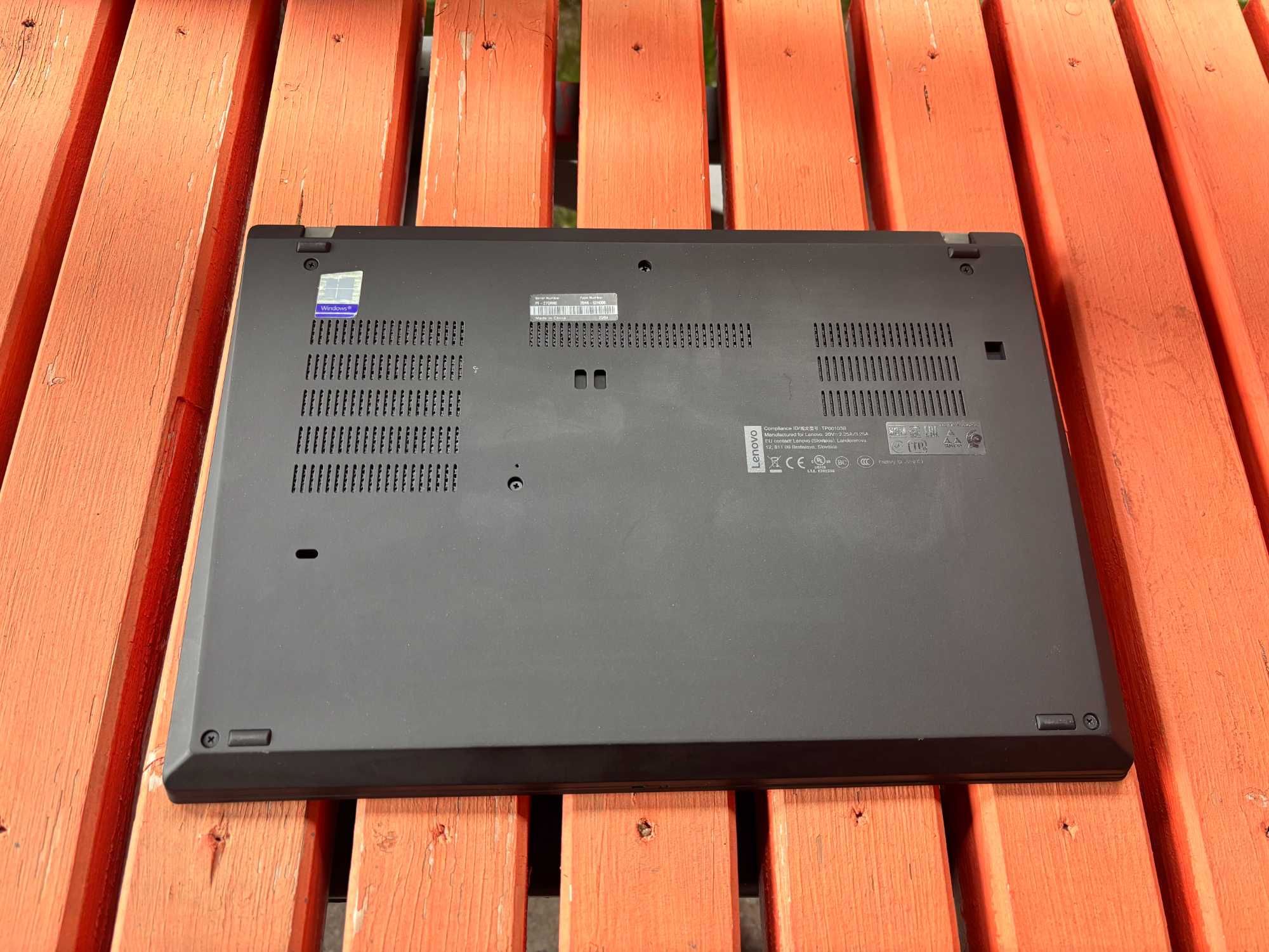 Thinkpad t495. Ryzen 7 Pro. Ram 16gb. Ssd 512gb