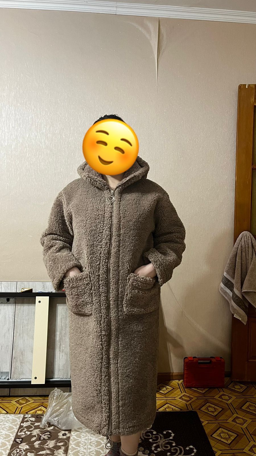Продаю верхнюю одежду