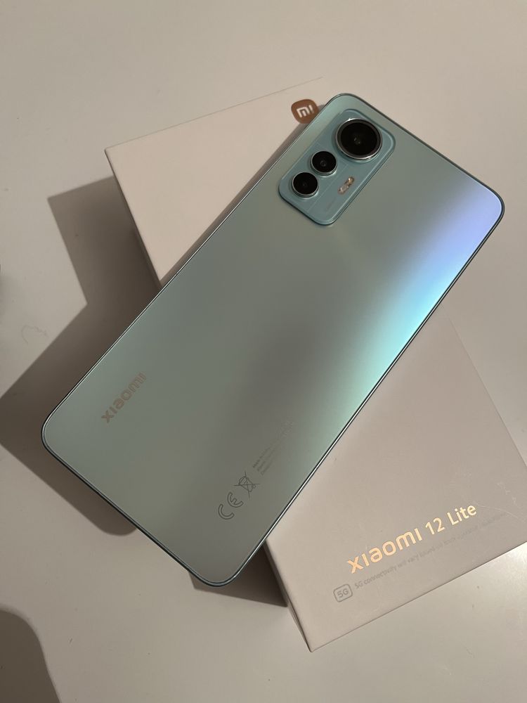Продам Xiaomi 12 lite 5G 8/256gb зеленый