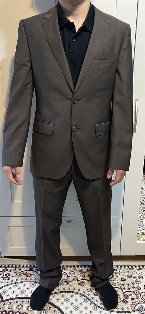 Костюм Hugo Boss мужской