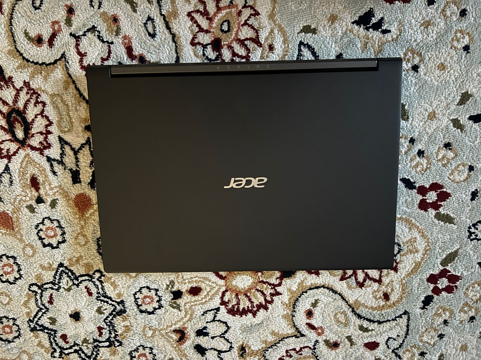 Ноутбук Acer Aspire 7 15.6" / 8 Гб / SSD 512 Гб