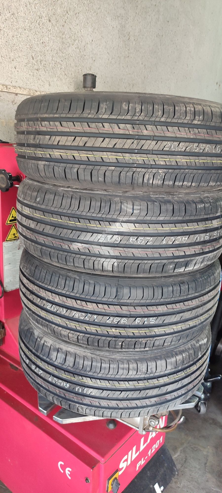 Trackman 205/55 R16