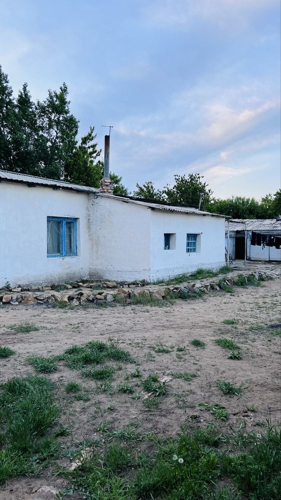 Продается частный дом с большим участком поселок байкадам