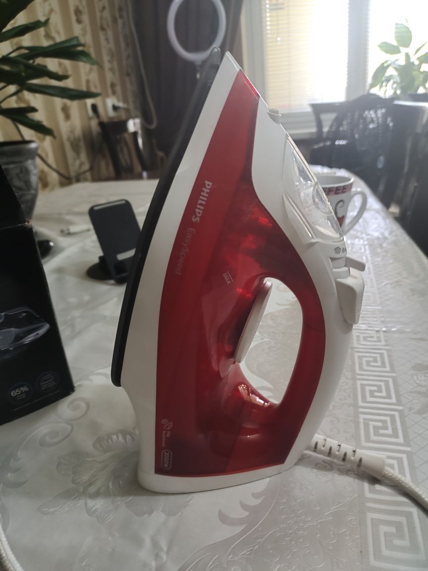 Продам утюг Philips