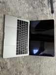 Подам MacBook pro 256гб