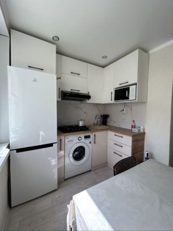 Продам 4х Ком квартиру р-н Детсад