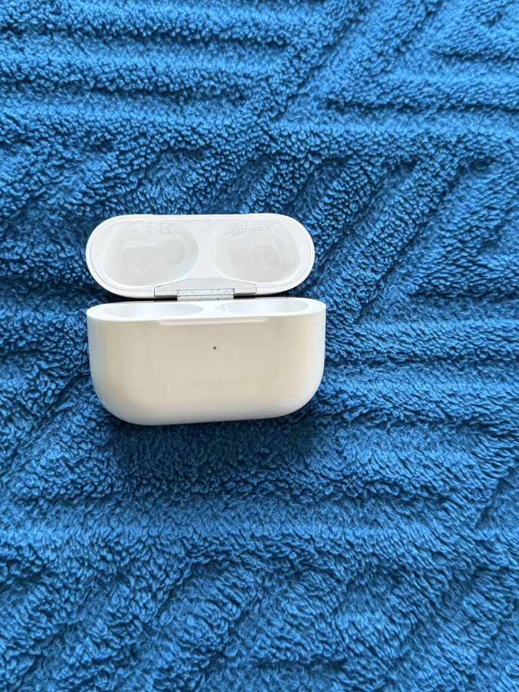 Продам AirPods Pro 2 оригинал