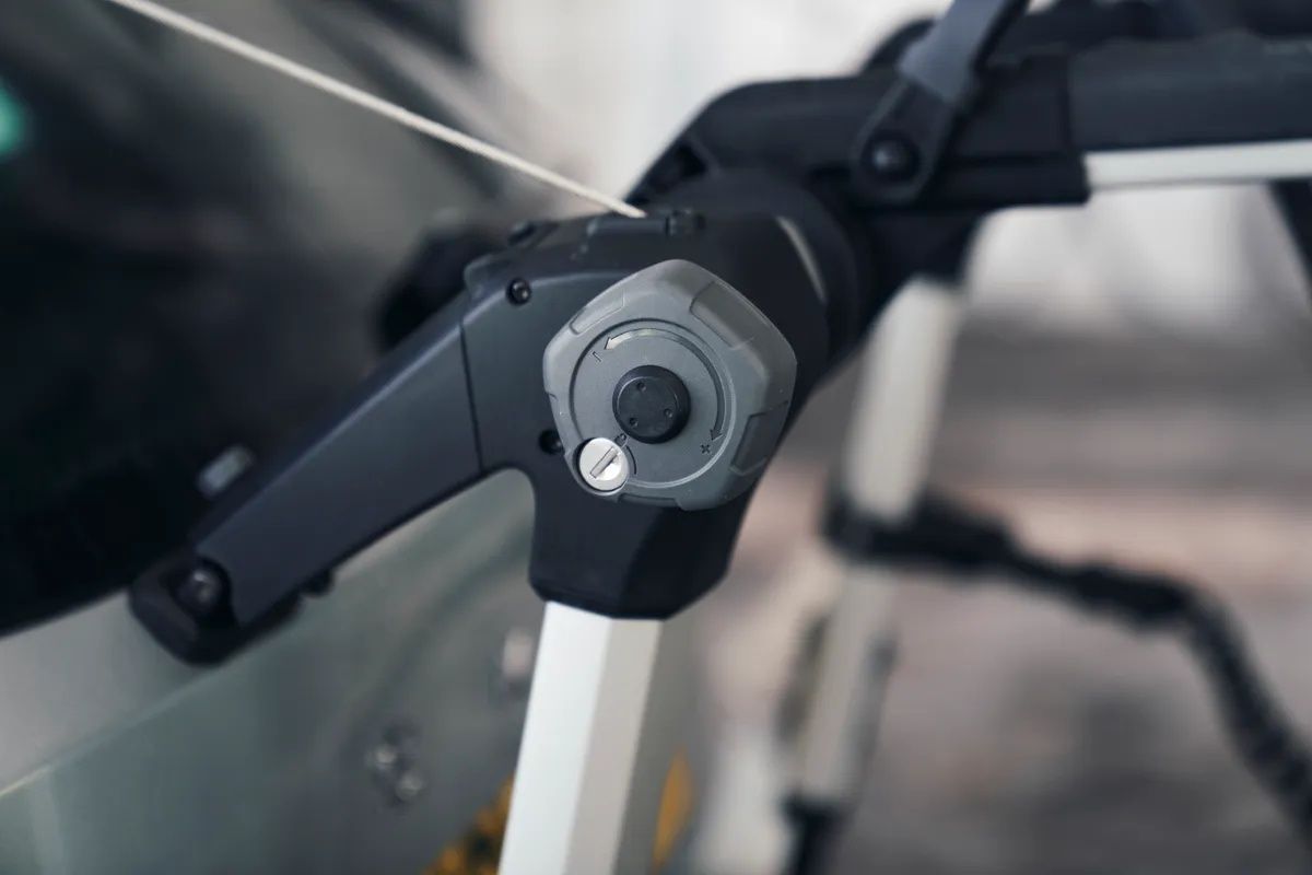 Велокрепление Багажник Крепление для велосипеда на автомобиль THULE