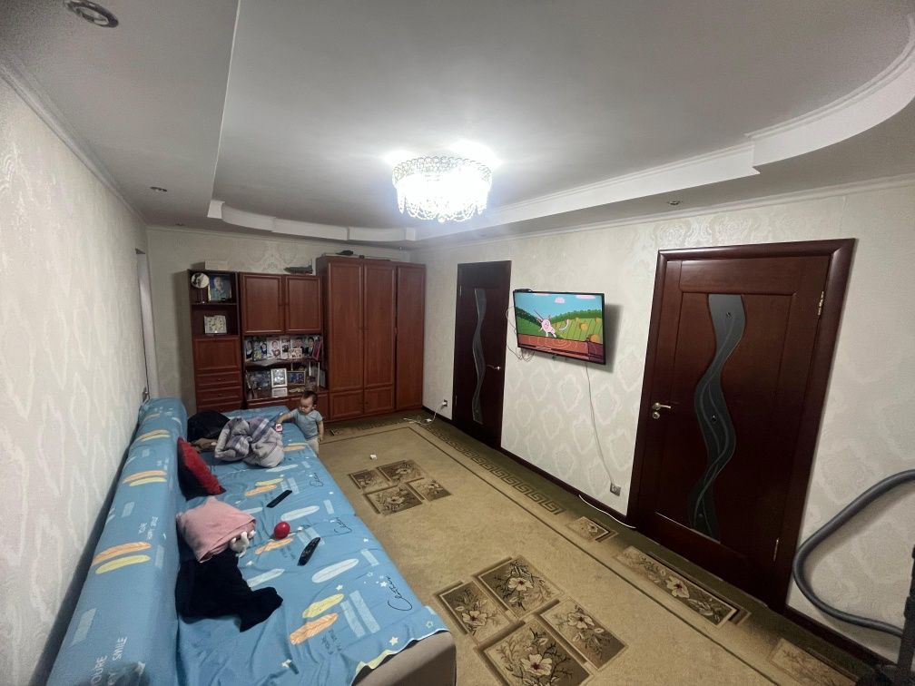 Продам квартиру на Тургенева