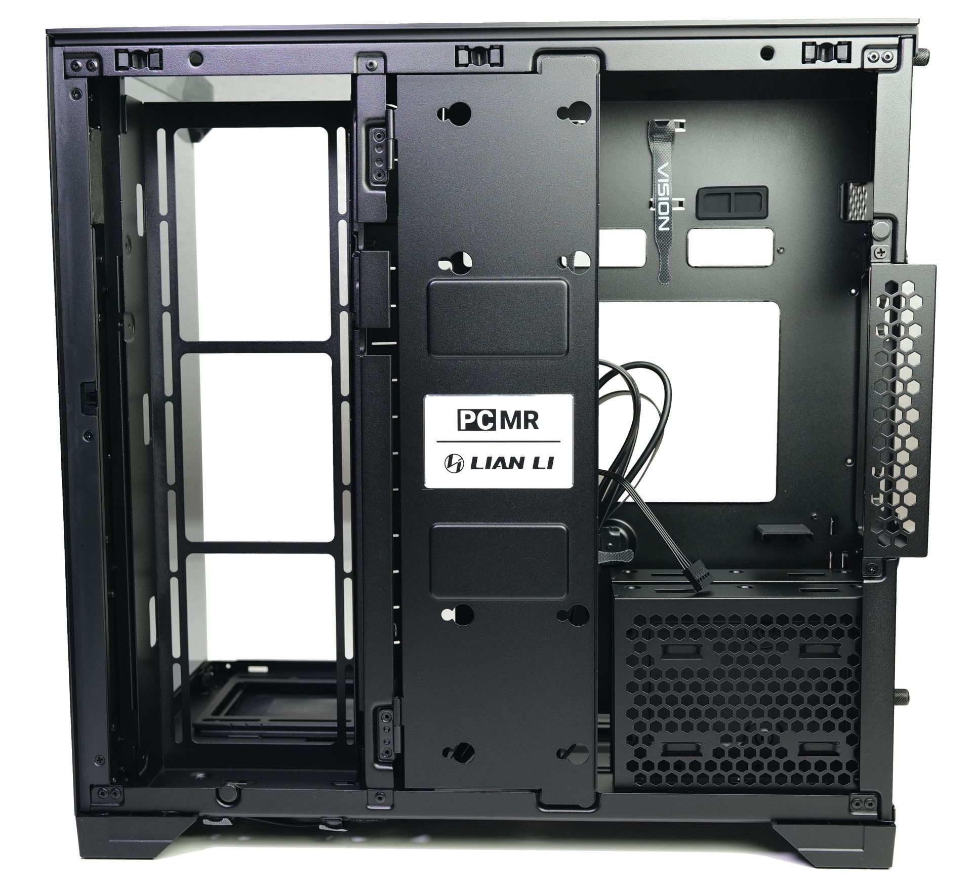 Корпус Lian Li Vision Compact