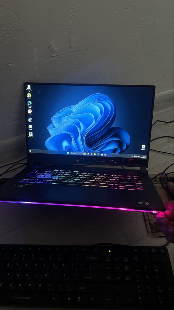 Asus rog strix g15