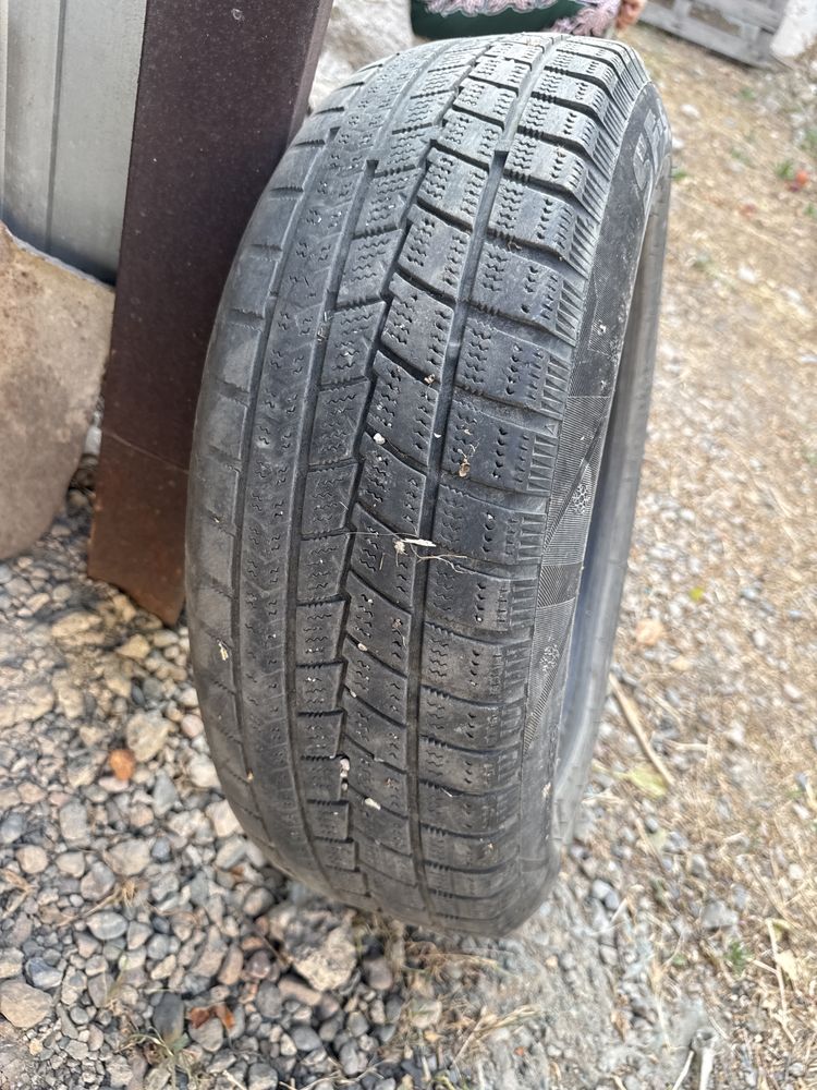 Покрышка бу 195/65 R15