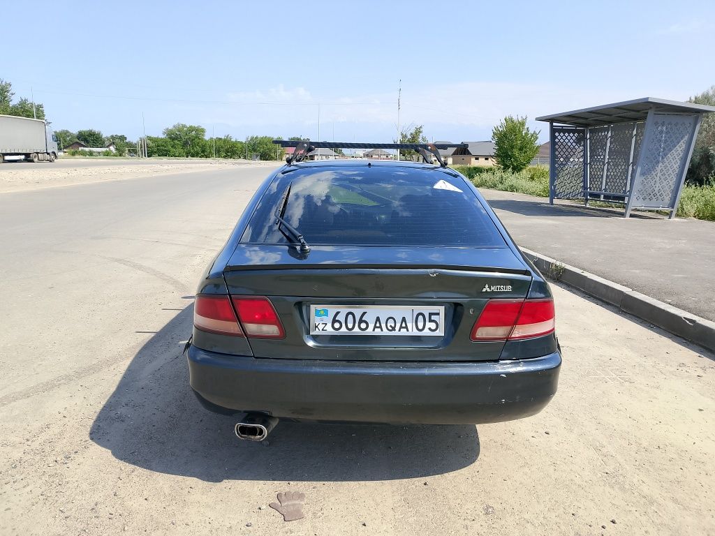 Митсубиси галант