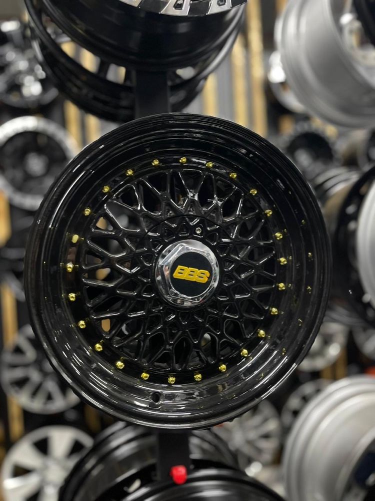 комплект новых дисков R15 4x100