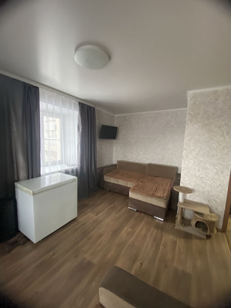 Продам 1,5 кв в районе Колоса