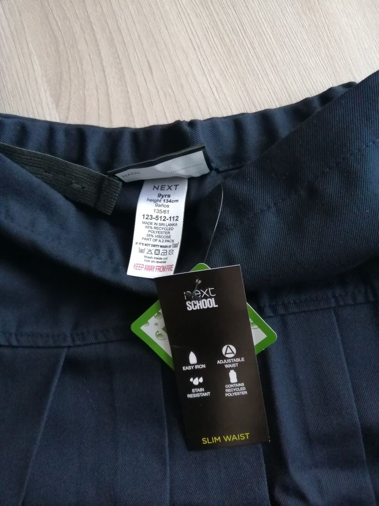 Новая синяя Школьная Юбка  Next Slim waist на 9 лет / форма