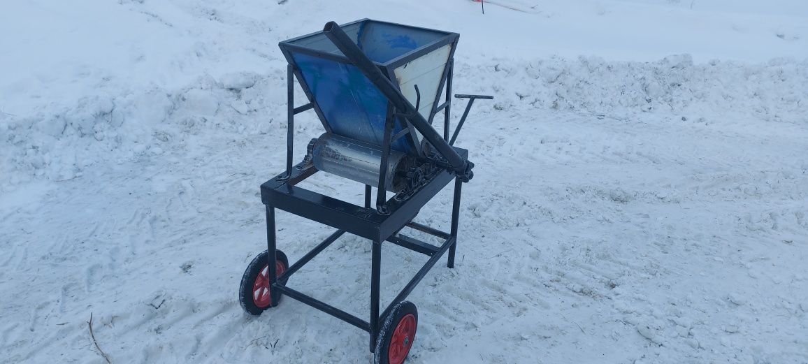 Продам плющилку.