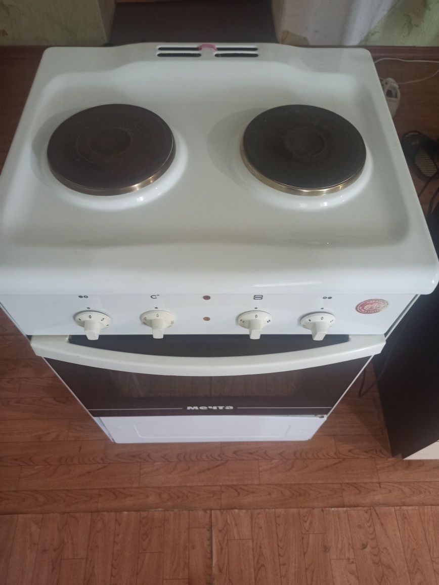 Продам электроплитку мечта мясорубку