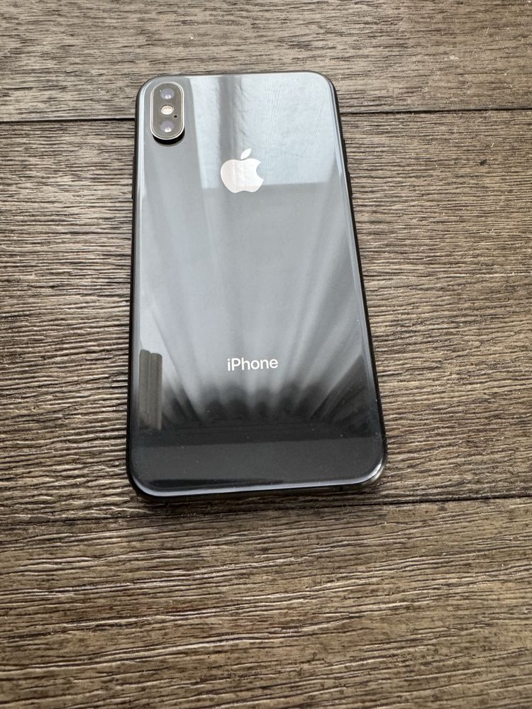 iPhone Xs 64 Gb черный