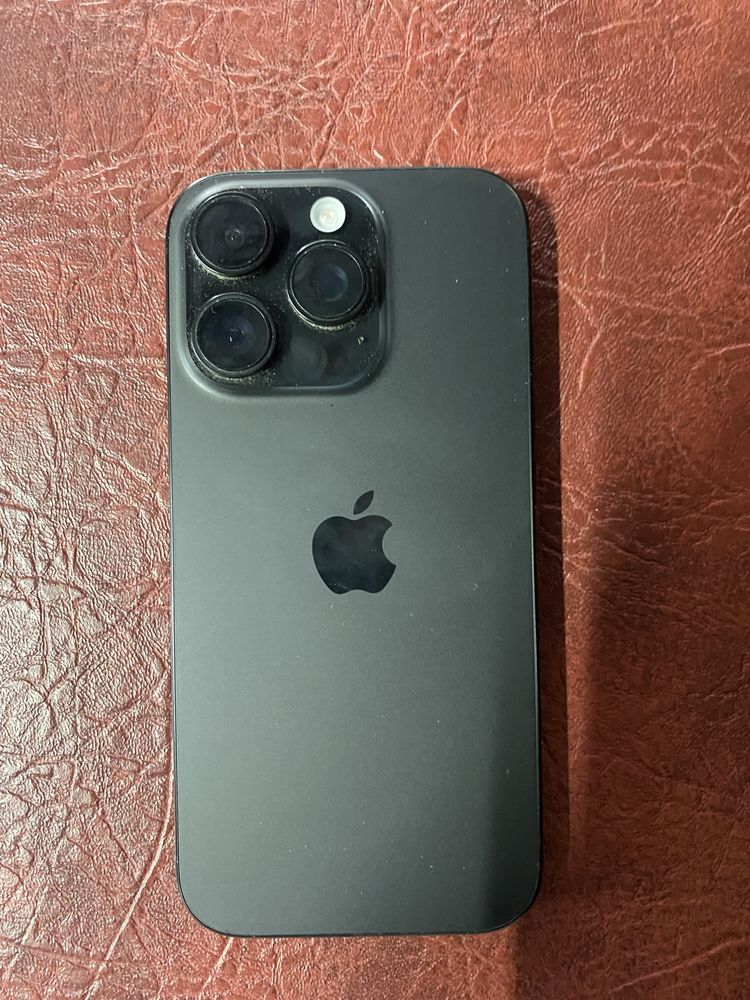 16 pro iphone в отличном состоянии