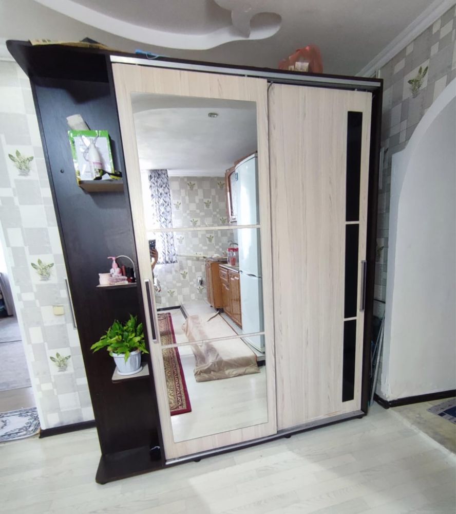 Продам прихожую купэ