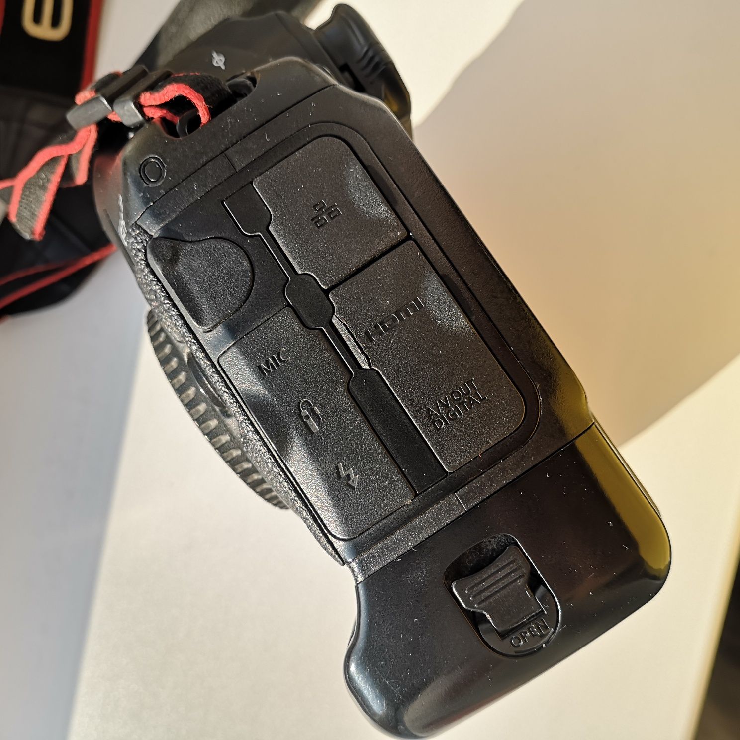 Фотоаппарат Canon EOS 1DX Mark I body