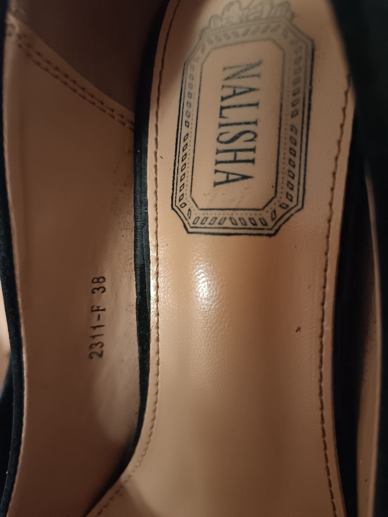 Продам туфли 38 размер