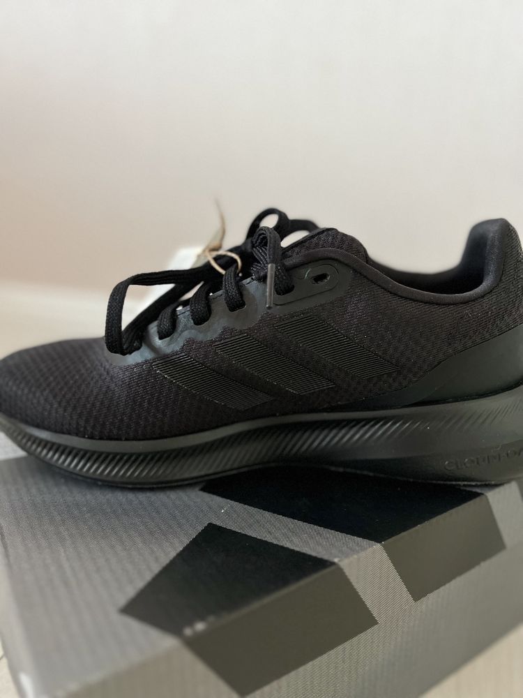 Новые мужские кроссовки Adidas(оригинал)