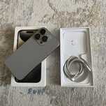 iPhone 15 Pro 256/GB ёмкость акб 82%