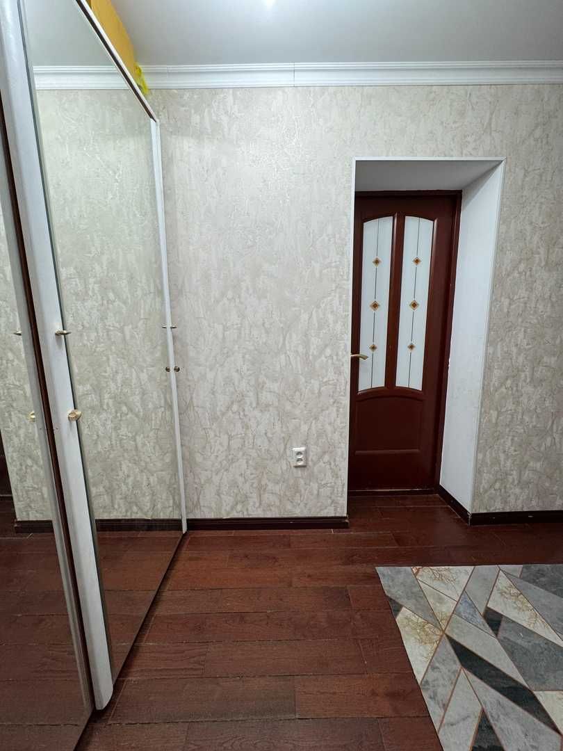Продам 4х комн кв в 5мкр