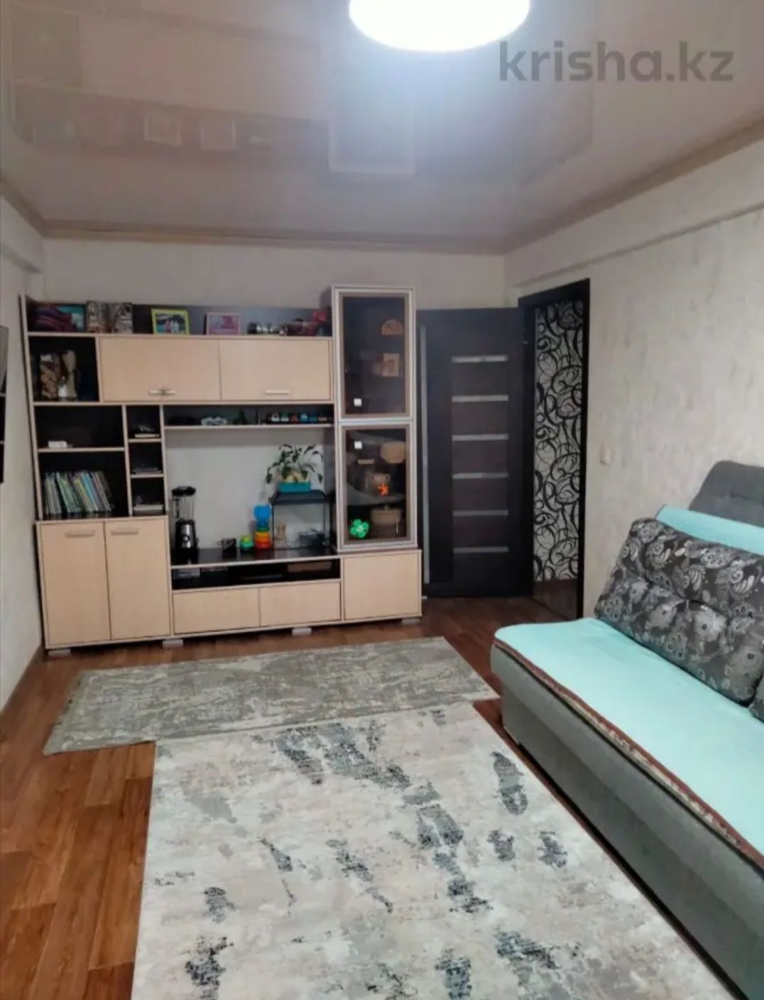 Продам двухкомнатную меновное