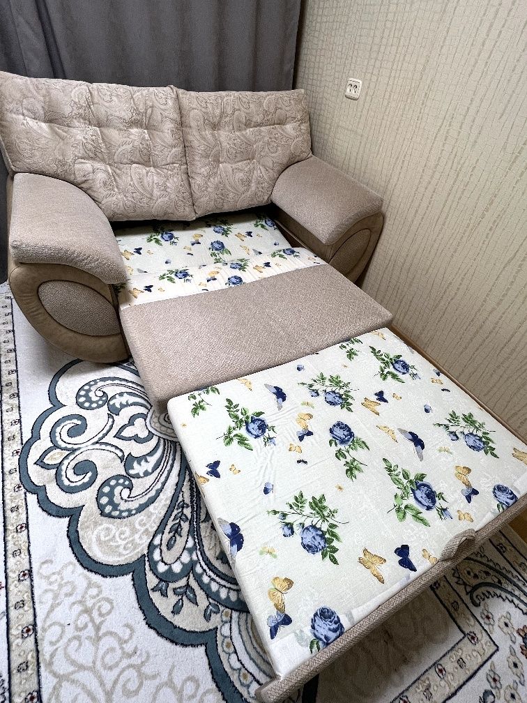 Продам раскладной диван