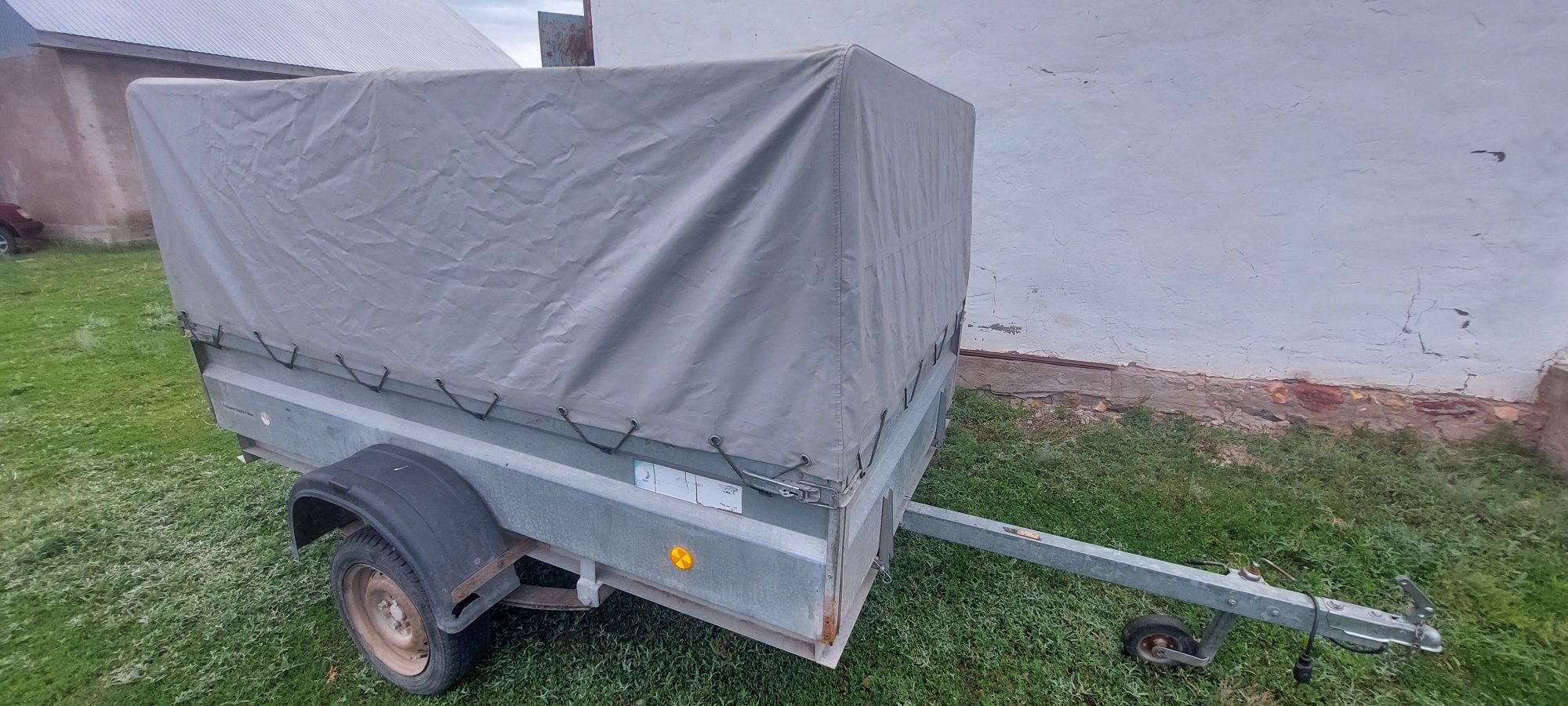 Продам прицеп легковой