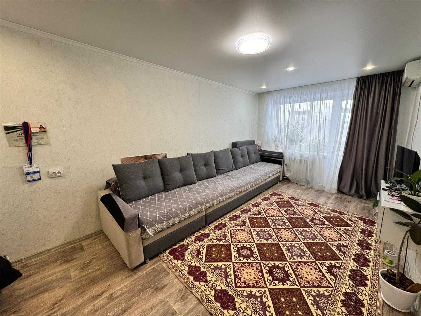 Продам 2х комн квартира на 5 мкр ЦЕНТР