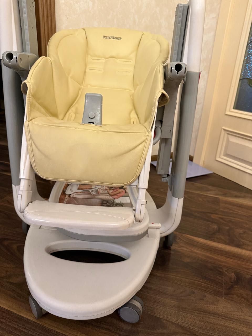 Стульчик для кормления Peg-perego tatamia