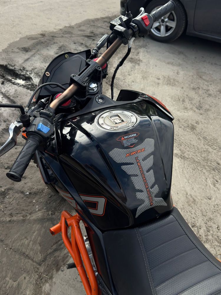 Срочно! Стильный мотоцикл 250cc — в идеальном состоянии! Не упусти